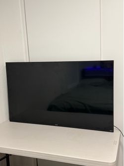 50 inch Roku Hisense Smart TV