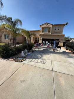 GARAGE SALE