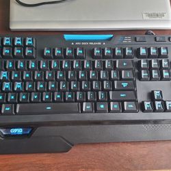 Logitech G910 Gaming Keyboard 