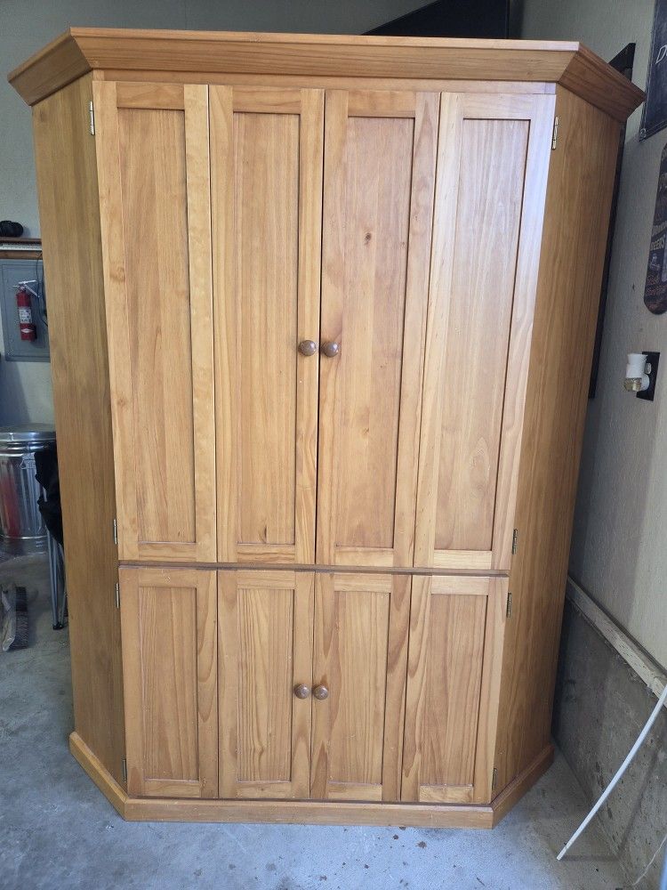 FREE TV Corner Hutch Wood