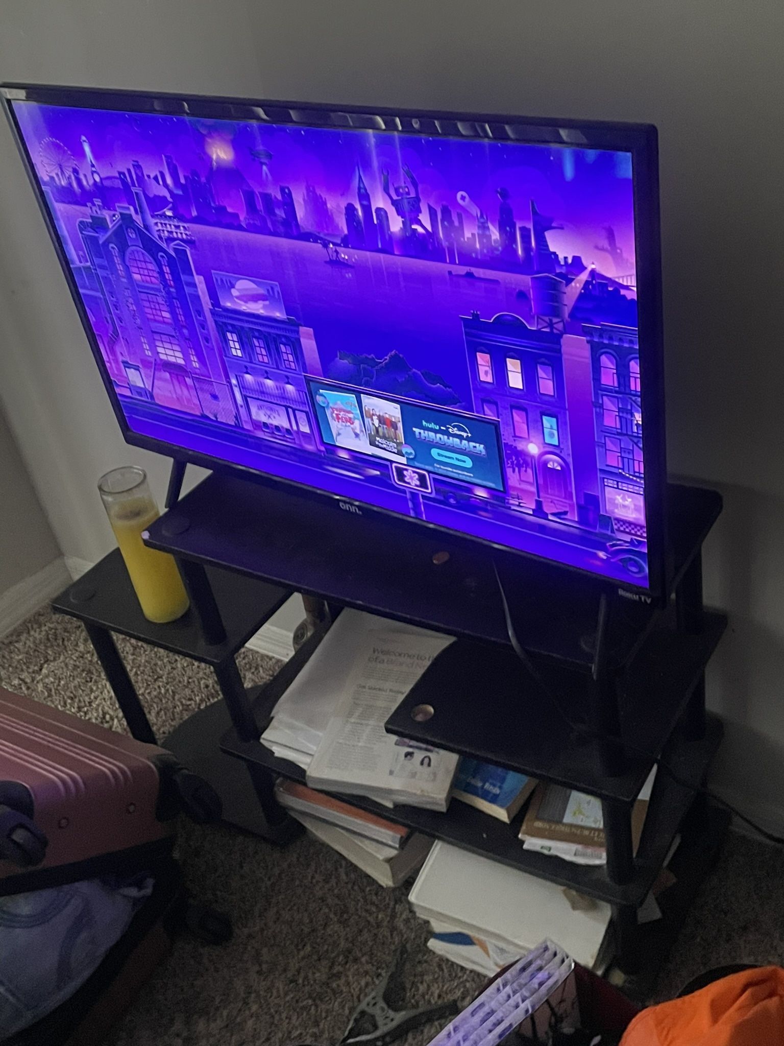 32 Inch Onn Tv