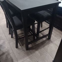 *Wow*---Miranda Charming Dining Table Sets W/4 Chairs---Delivery Available 👌 