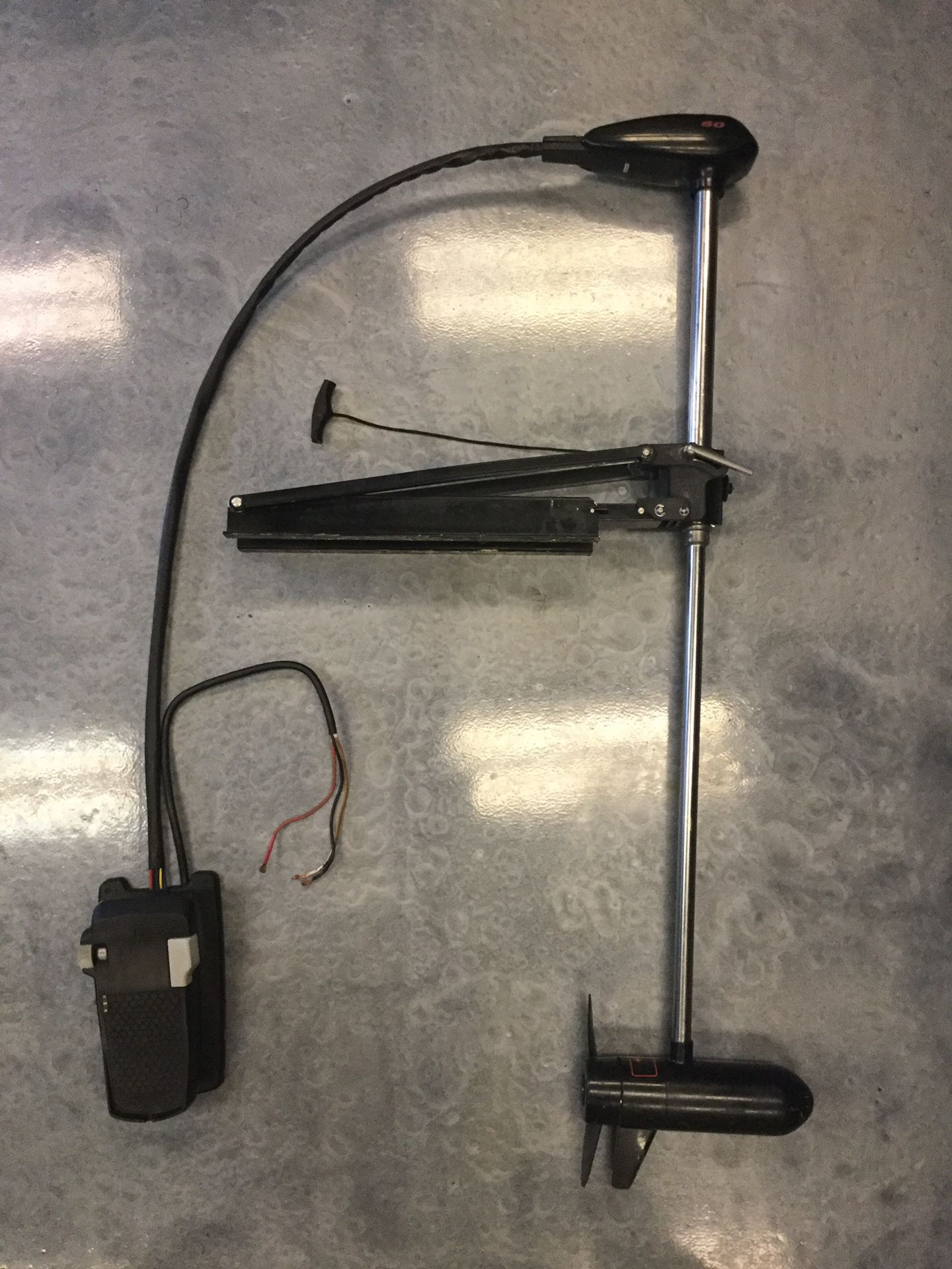 Motor Guide Tracker Pro 60 Series 24V 56 lb thrust Trolling Motor