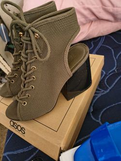 Asos woman's shoes 7.5