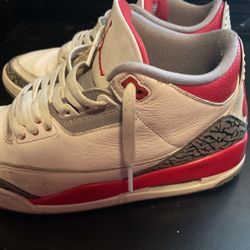 Jordan 3 Fire Red 