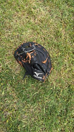 Mizuno First base Softball Glove