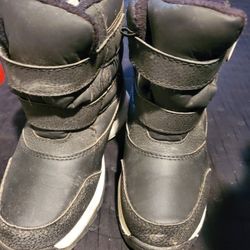 Snow Boots 