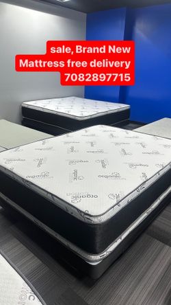 Huge sale for Mattress And Box Twin size #mattress and box 150.$ full 190$ Queen 200$ king 290$. free delivery free set up 708….289…7715… cash or Zell