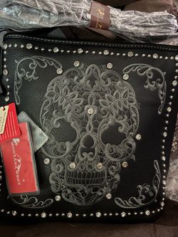 Montana West skull purse