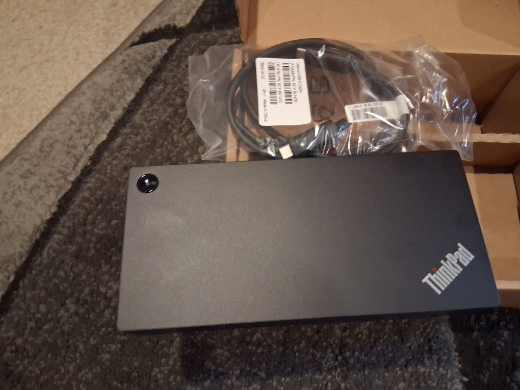 Lenovo ThinkPad Universal USB-C Dock