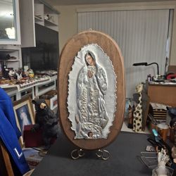 Stunning Oval Wall Plaque Of The Virgin Mary-Handcrafted Aluminum Mounted On Solid 1 Inch Thick Cedar Wood 18" X 10"