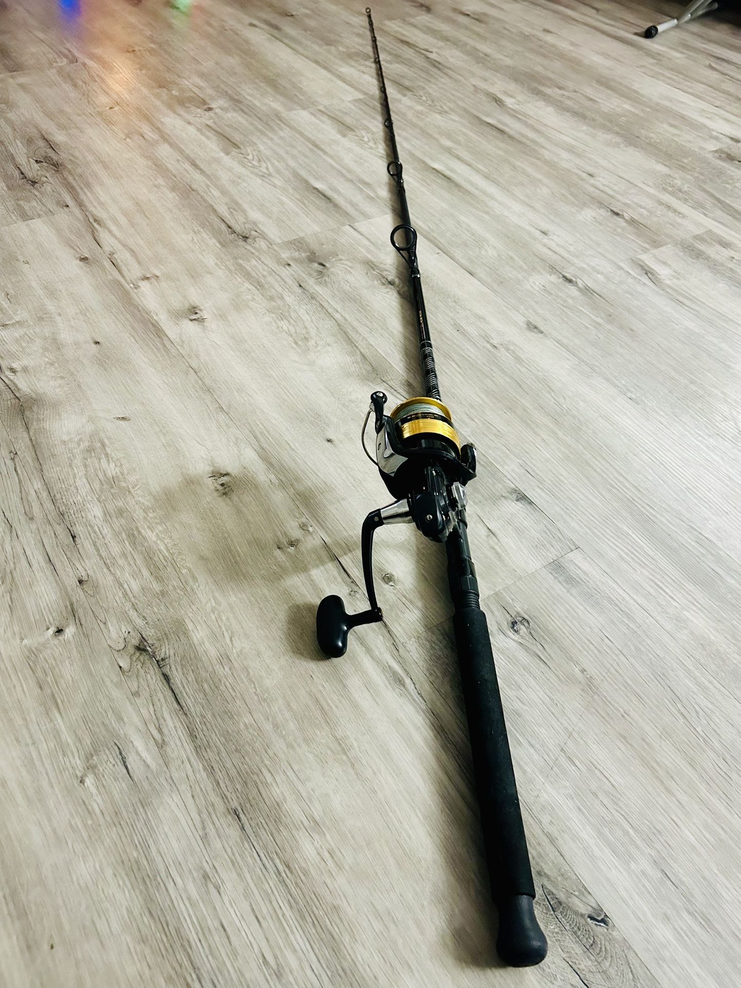 Penn Pursuit II 7ft 20-40lb Fishing Rod And Daiwa Dowave 4500 Fishing Reel $180