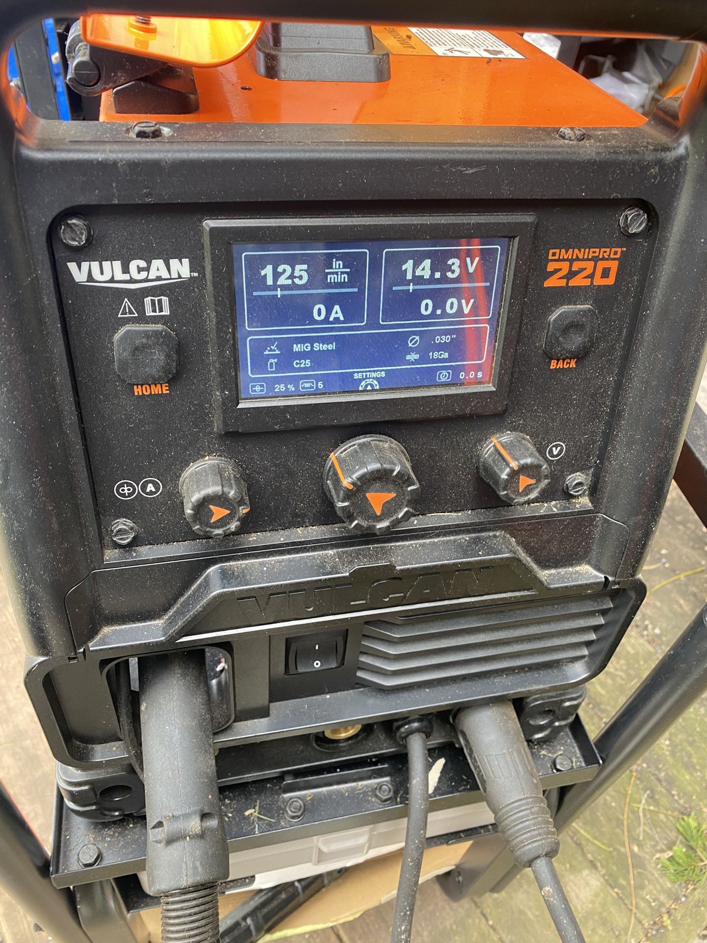 Welder OmniPro 220 /extras