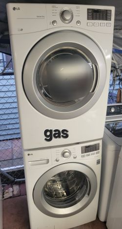 LG Front Load Washer and Gas Dryer Set