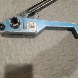 U Line Strapping Poly Tensioner 