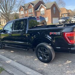 23 Ford FX4 Off Road F-150 21k One Owner Miles