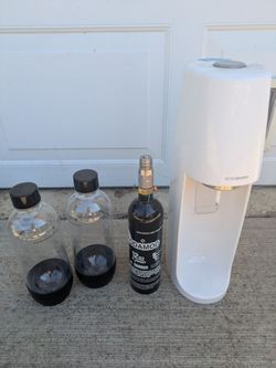 Sodastream, co2 canisters, and bottles