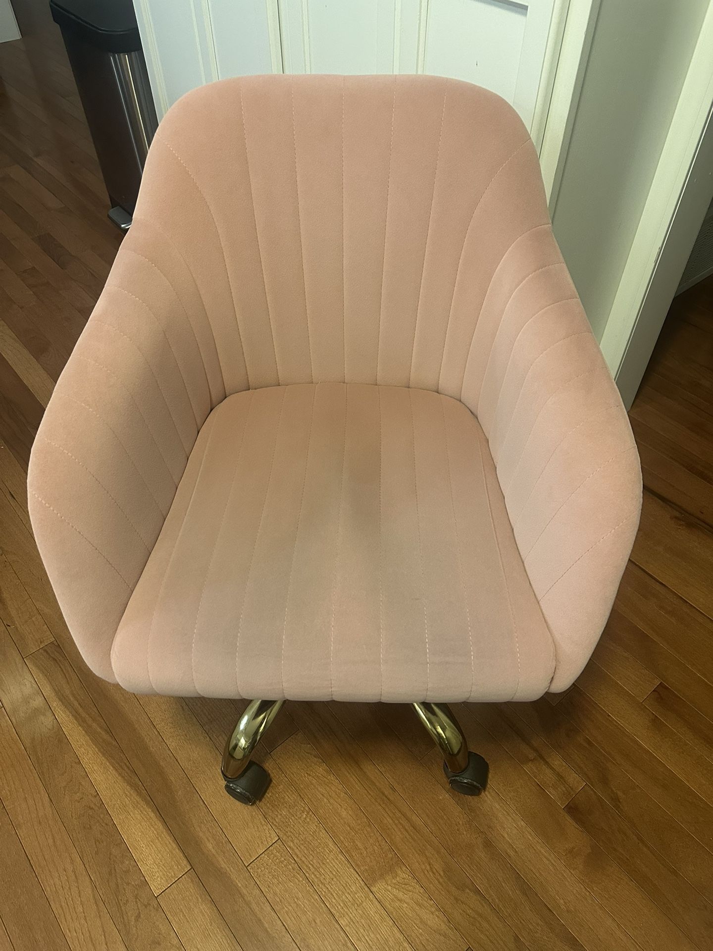 Pink Velvet Desk Chair