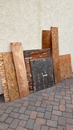 Assorted plywood/OSB pieces- Free