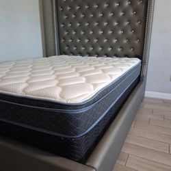 Beautiful Queen Bed. Used, in great condition. 

Queen Bed Frame With Mattress and Box Spring 

$425