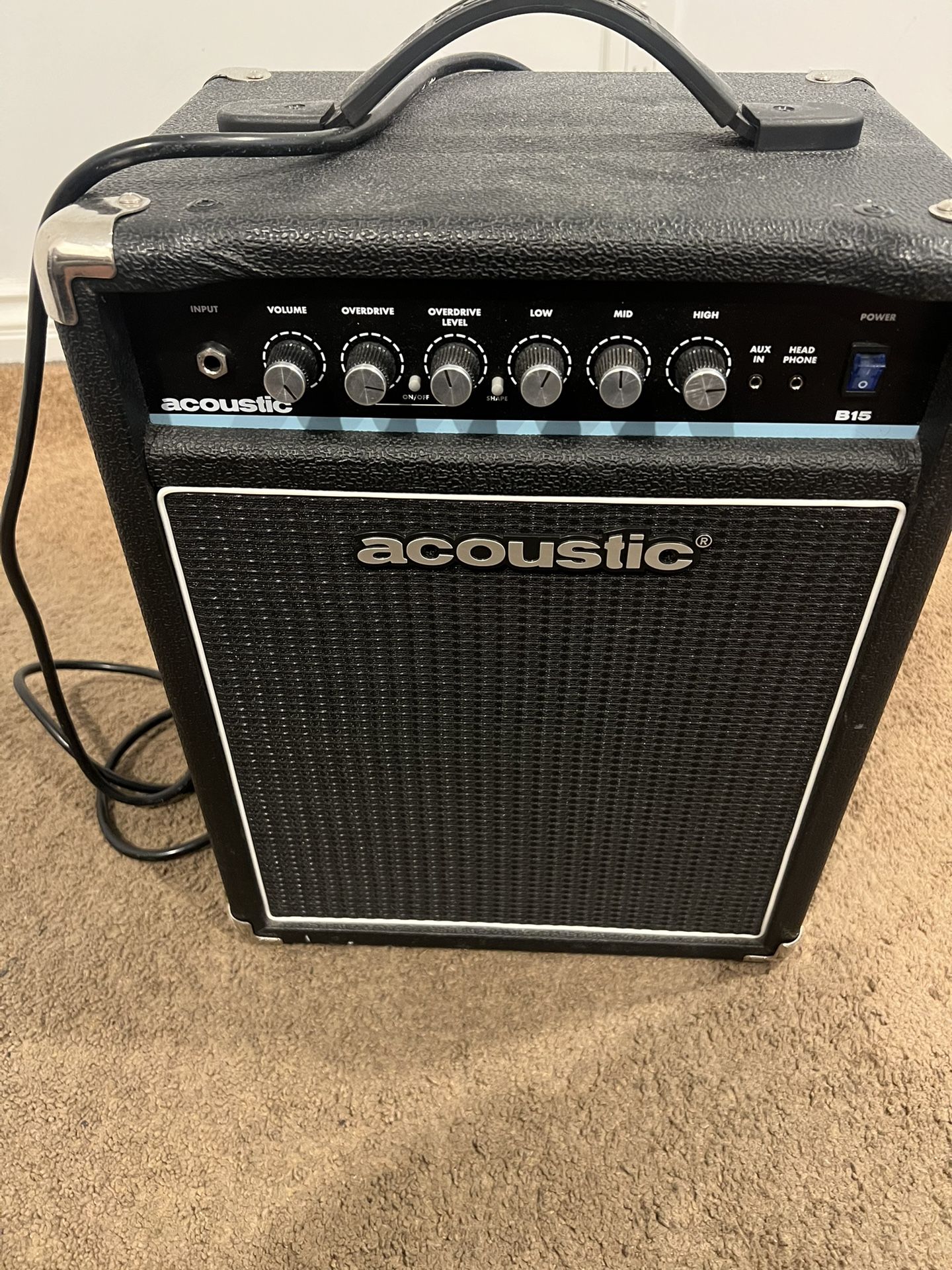 Acoustic B15 Bass Combo Amp
