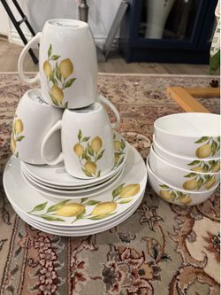 Plates set vine glass bowls candy stand
