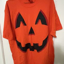 Halloween orange pumpkin shirt $5 ( mens XL ) “ unisex “
