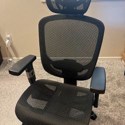Hyken Ergonomic Mesh Swivel Task Chair