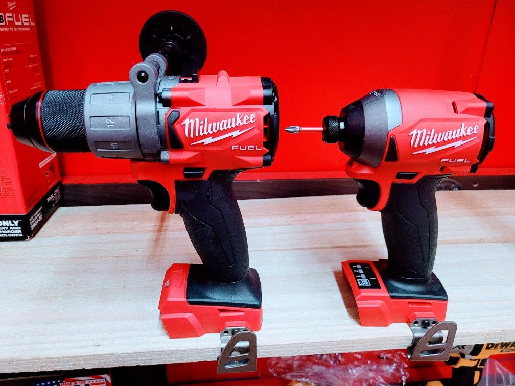 Milwaukee Fuel Drill And Impact Driver New