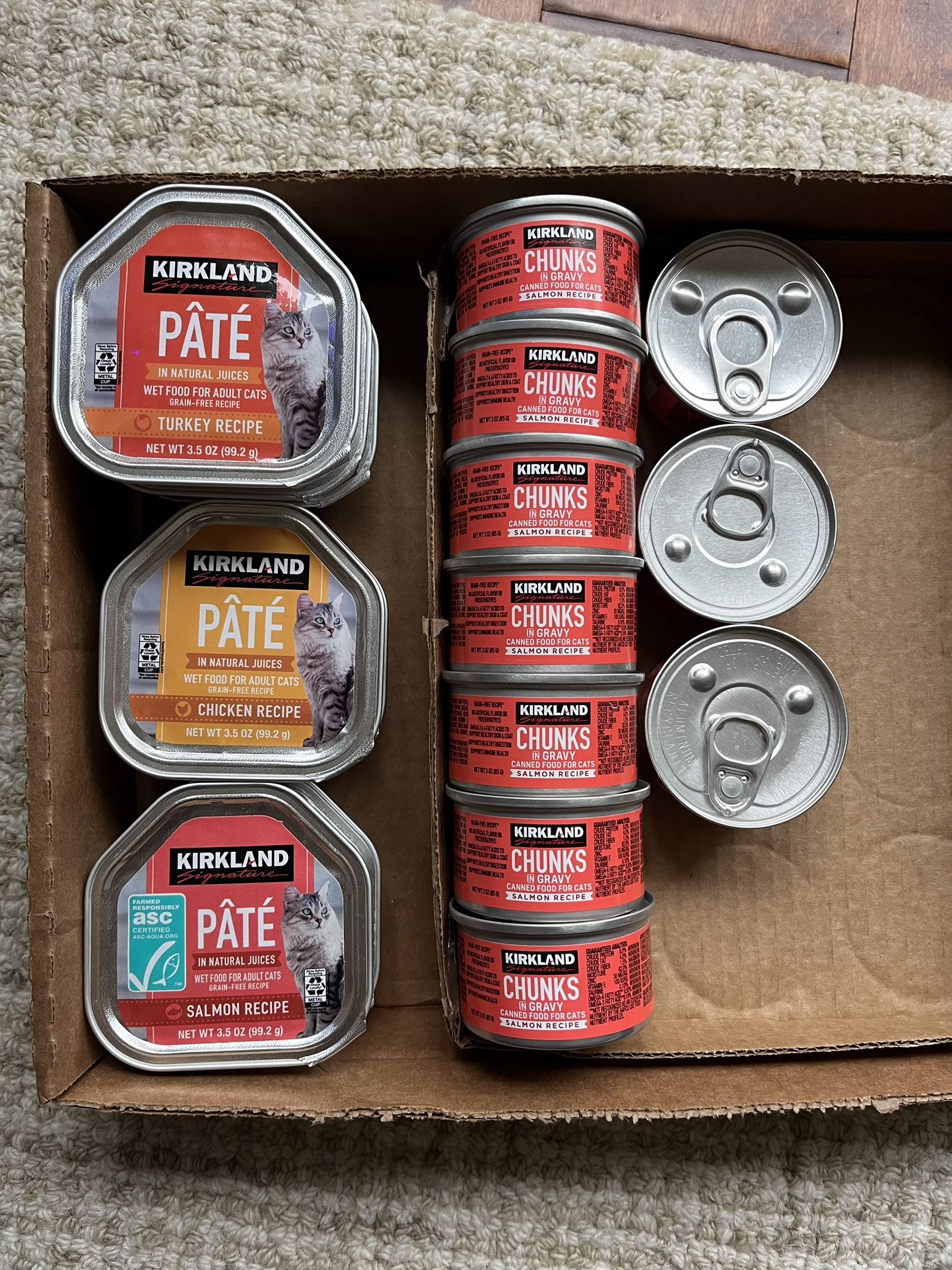 Wet Cat Food (Kirkland Pâté & Chunks In Gravy)