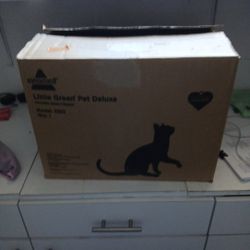 Brand New BISSELL Little green PET deluxe 