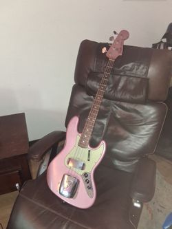 Fender Custom Shop 1965 Journeyman Jazz Bass