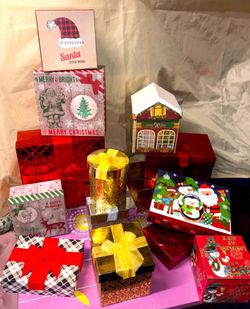 Christmas Gift Boxes Bulk Sale 14 pcs Decoration Red Gold Print Tree Xmas Gifts