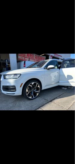 Audi q7 q8 22” new RS Style Rims new tires sets