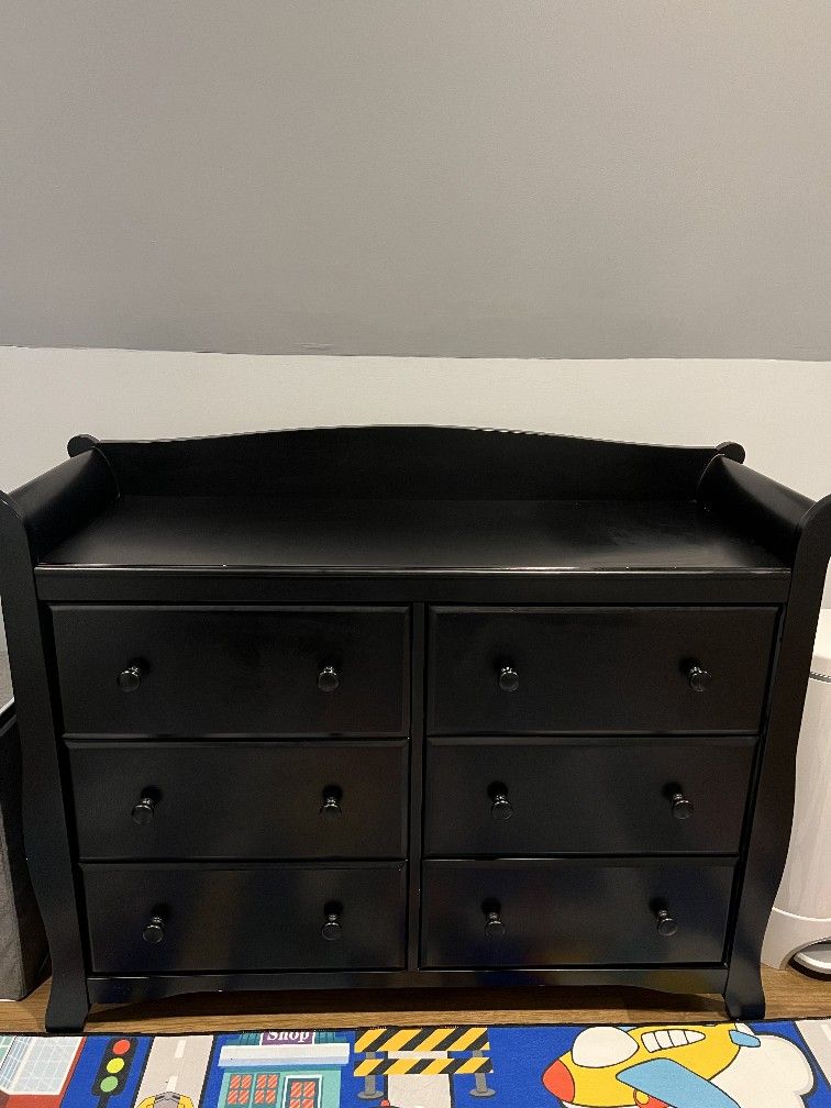Black Dresser