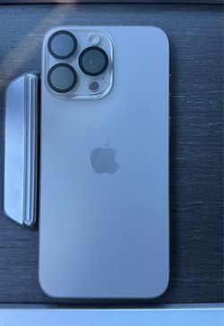 iPhone 15 Pro Max unlocked like new