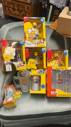 Largest Simpson collectibles 3000$