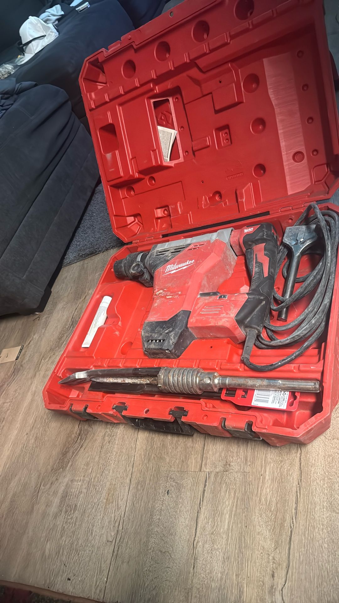 Milwaukee 1 3/4” SDS max Rotary Hammer