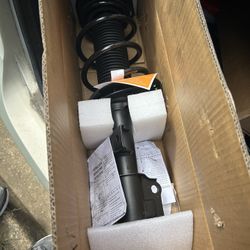 2016 Hyundai Elantra Strut Coil Spring Control Arm Ball Joint Kit