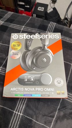Steel series wireless Gaming headset (Arctic Nova Pro Omni)