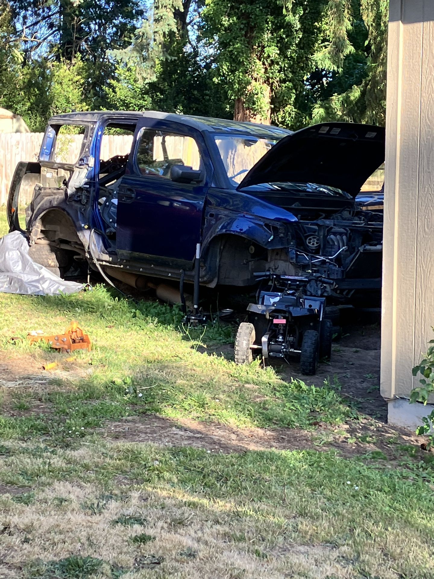 Whole car, engine and transmission and bunch of extra parts whole car