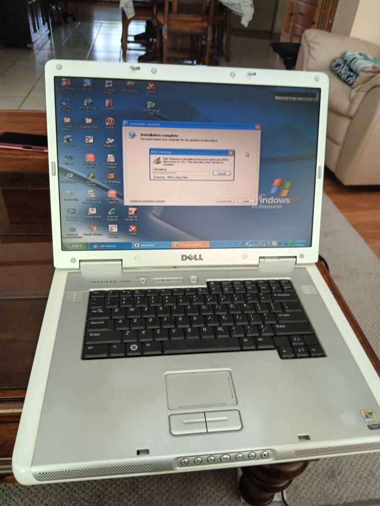 Dell Inspiron e1705 Laptop For Reformat/ Parts READ 120gb Hd DVD Cdrw Windows Xp