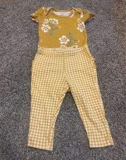Carter's Baby Girl 2-Piece Outfit Set