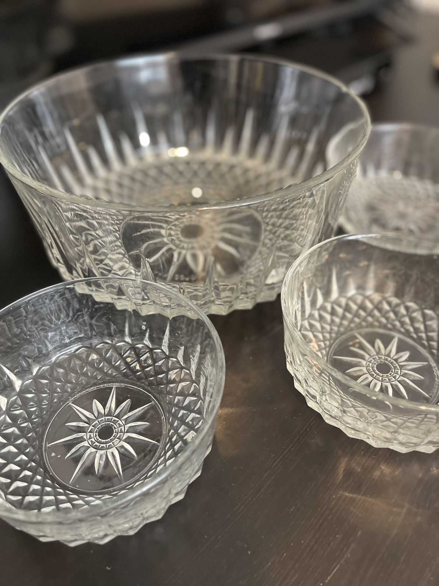Vintage arcoroc French Glass Crystal Starburst Diamond Bowls -French. Party, Baby Shower, Candy Bar