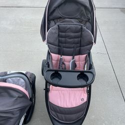 Very Clean, Like New Infant Car Seat and Stroller Combo