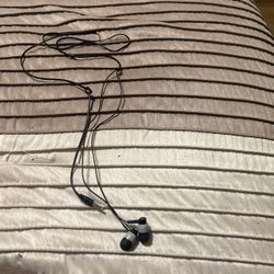 Wired Earbuds