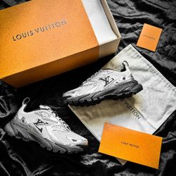 Read Listing BEFORE Responding - LOUIS VUITTON RUNNER TATIC  SNEAKERS BRAND NEW VIRGIL ABLOH OFF WHITE