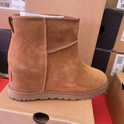 W Uggs Hit Hill Chestnut Size 9 