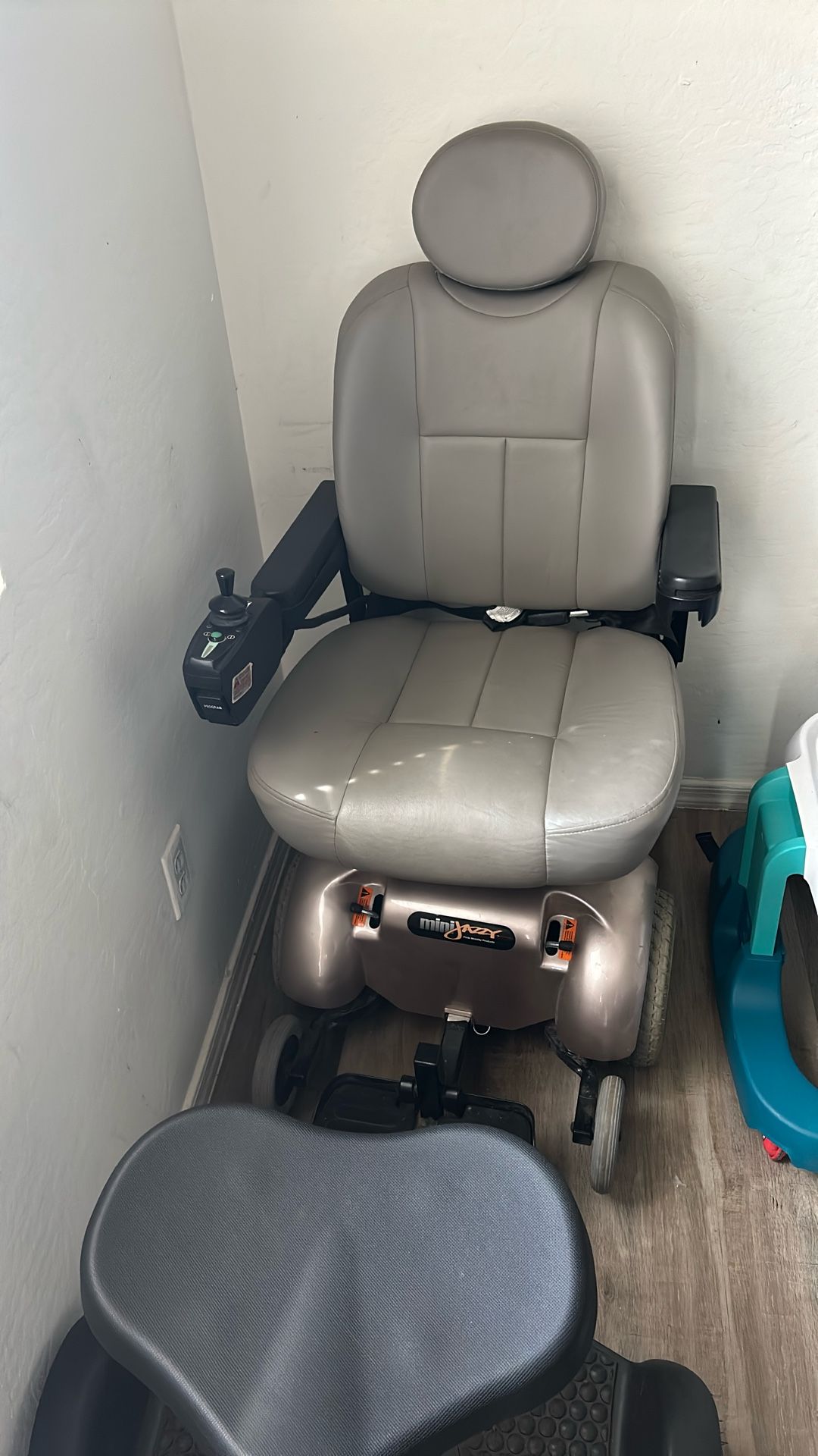 Mini Jazzy Electric Wheelchair