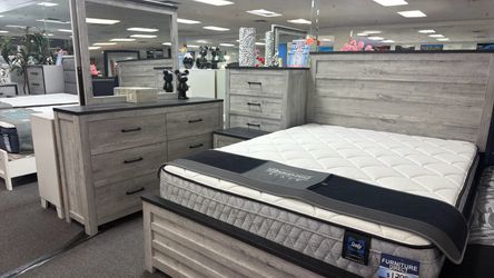 Beautiful Grey 5pc Bedroom Set Available Now $699